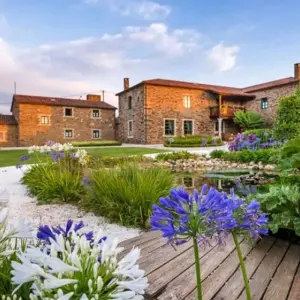 Explore Camino de Santiago · Way of St. James · French Way · From León to Santiago de Compostela for 15 days with CAMINO DE SANTIAGO RESERVAS and discover unforgettable experiences - Photo 7