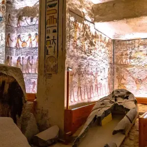 Explore Nefertiti Mini Tour for 6 days with Pharaohn Tours and discover unforgettable experiences - Photo 6