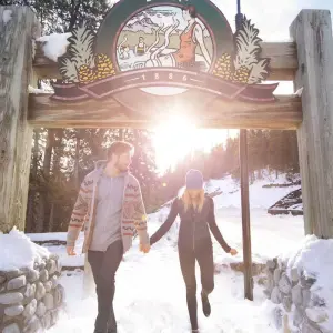 Explore 4-Day Rockies Winter Deluxe Tour | Banff & Lake Louise & Lake Minnewanka or Bubble Lake | for 4 days with Calgary Tours and discover unforgettable experiences - Photo 4