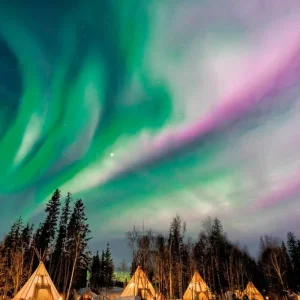 Explore Aurora Village - Northern Lights for 4 days with DERTOUR and discover unforgettable experiences - Photo 2