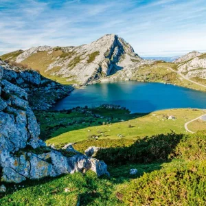 Explore Enchanting nature and charming cities in northern Spain for 8 days with DERTOUR and discover unforgettable experiences - Photo 2