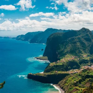 Explore The best sides of Madeira for 8 days with DERTOUR and discover unforgettable experiences - Photo 3