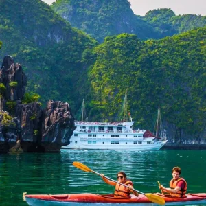 Explore Vietnam: 11 Days Highlights in Hanoi, Hoi An, Ho Chi Minh and Halong Bay Luxury Cruise for 11 days with Discova and discover unforgettable experiences - Photo 7