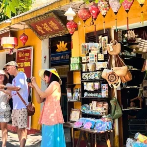 Explore Vietnam: 11 Days Highlights in Hanoi, Hoi An, Ho Chi Minh and Halong Bay Luxury Cruise for 11 days with Discova and discover unforgettable experiences - Photo 8