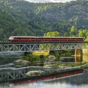 Explore Travel package Havila Voyages (2 destinations) for 3 days with DERTOUR and discover unforgettable experiences - Photo 7