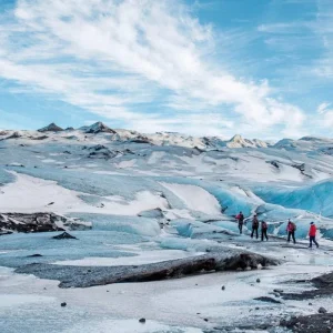 Explore Experience Iceland - Glaciers, Ice Caves and Northern Lights for 13 days with DERTOUR and discover unforgettable experiences - Photo 3