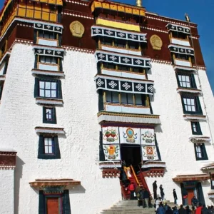 Explore Fascination Tibet (private tour) for 11 days with DERTOUR and discover unforgettable experiences - Photo 6