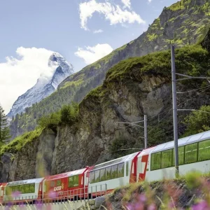 Explore Glacier Express a La Carte - St. Moritz - Zermatt - St. Moritz for 3 days with DERTOUR and discover unforgettable experiences - Photo 8