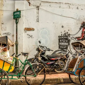 Explore Mysterious Java (group tour) for 8 days with DERTOUR and discover unforgettable experiences - Photo 2