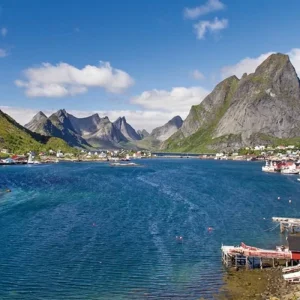 Explore Havila Voyages Bergen-Kirkenes-Bergen (including Bodo) for 12 days with DERTOUR and discover unforgettable experiences - Photo 2