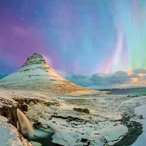 Explore Icelandic natural elements and play of light for 8 days with DERTOUR and discover unforgettable experiences - Photo 6