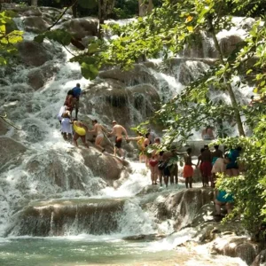 Explore Jamaica's colorful diversity for 10 days with MEIERS WELTREISEN and discover unforgettable experiences - Photo 4
