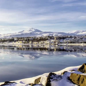 Explore Northern lights & hot springs for 8 days with DERTOUR and discover unforgettable experiences - Photo 3