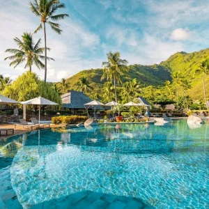 Explore French Polynesia at its most beautiful for 10 days with DERTOUR and discover unforgettable experiences - Photo 4