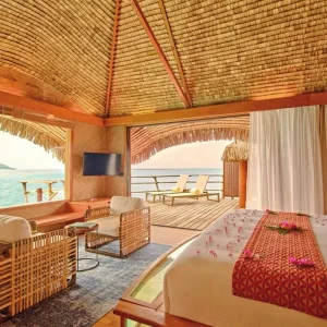 Explore French Polynesia at its most beautiful for 10 days with DERTOUR and discover unforgettable experiences - Photo 5