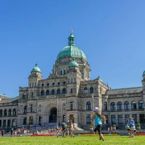 Explore Victoria & South Vancouver Island Tour for 3 days with Discover Canada Tours and discover unforgettable experiences - Photo 5