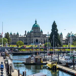 Explore Victoria & South Vancouver Island Tour for 3 days with Discover Canada Tours and discover unforgettable experiences - Photo 11