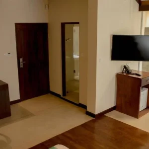 Explore Small Group Roundtrip & Bathing - Sri Lanka & Maldives (incl. flight) for 15 days with Bavaria Fernreisen and discover unforgettable experiences - Photo 3