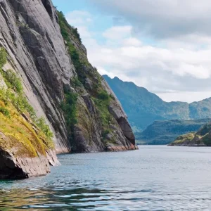 Explore Experience Lofoten - on the road on the Arctic Route for 11 days with DERTOUR and discover unforgettable experiences - Photo 2