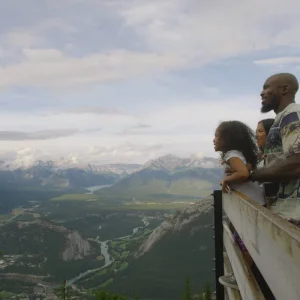 Explore 6-Day Canadian Rockies Bus Tour: Vancouver to Calgary | Banff, Jasper, Lake Louise & Moraine Lake for 6 days with Tourland and discover unforgettable experiences - Photo 3