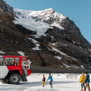 Explore  for 5 days with Tourland and discover unforgettable experiences - Photo 2