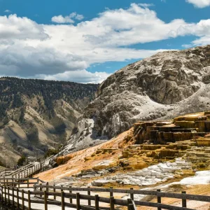 Explore 6-Day Yellowstone & Glacier Tour from Calgary (Small Group) for 6 days with Tourland and discover unforgettable experiences - Photo 8