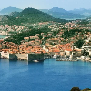 Explore Land and sea for 11 days with DERTOUR and discover unforgettable experiences - Photo 2