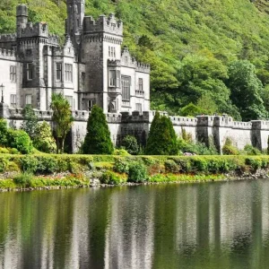 Explore Castles and Manors - Signature for 8 days with Brendan Vacations and discover unforgettable experiences - Photo 5