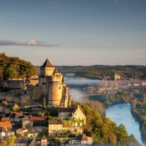 Explore France and Barcelona for 9 days with Europamundo and discover unforgettable experiences - Photo 4