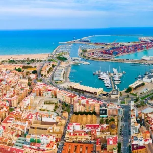 Explore Barcelona, Madrid, Mysterious Morocco and Lisbon for 17 days with Europamundo and discover unforgettable experiences - Photo 7