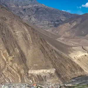 Explore Annapurna Circuit Trek with Tilicho lake for 16 days with Discovery World Trekking and discover unforgettable experiences - Photo 4