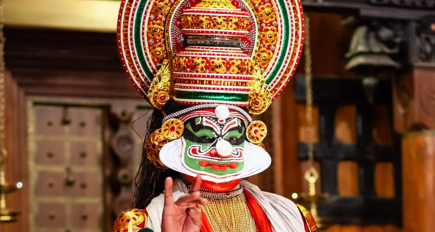 Explore From Kochi: 2-Day 1-Night Alappuzha Private Houseboat Cruise for 2 days with  Taj Voyages Tours  and discover unforgettable experiences - Photo 2