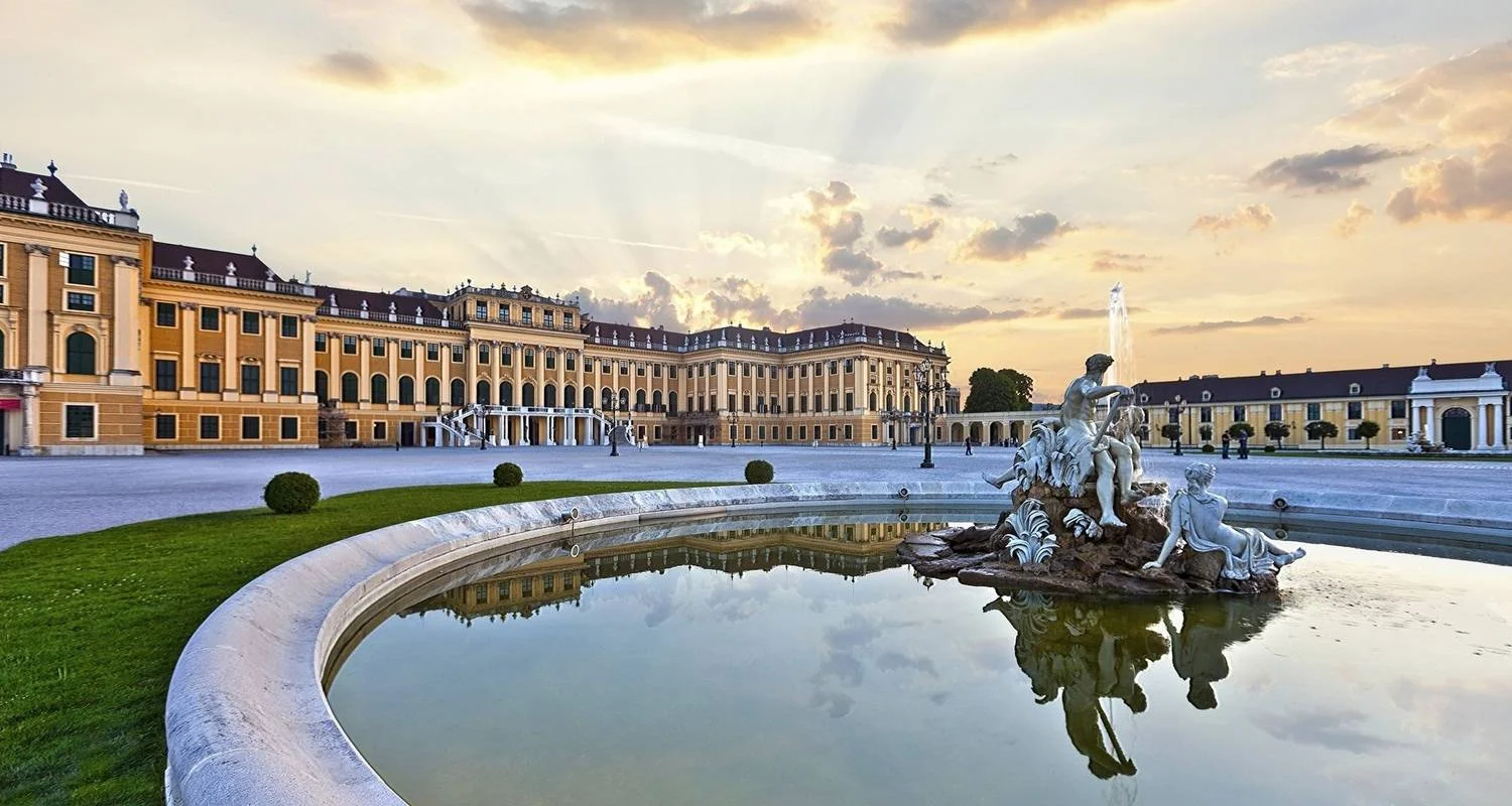 Explore Danube Classics 2025 for 8 days with A-ROSA and discover unforgettable experiences - Photo 2