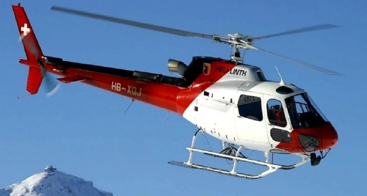 Discover the Breathtaking Beauty of Mount Kilimanjaro on a Helicopter Day Tour - 1 days with Africa Natural Tours - Photo 2 Explore Discover the Breathtaking Beauty of Mount Kilimanjaro on a Helicopter Day Tour for 1 days with Africa Natural Tours and discover unforgettable experiences - Photo 2