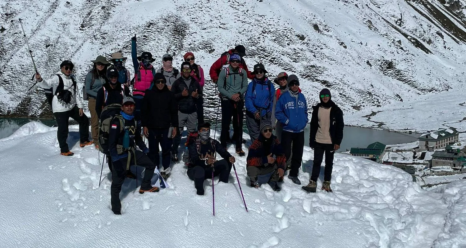 Explore Everest Base Camp And Gokyo Lake Trek for 19 days with Alpine Club of Himalaya and discover unforgettable experiences - Photo 2