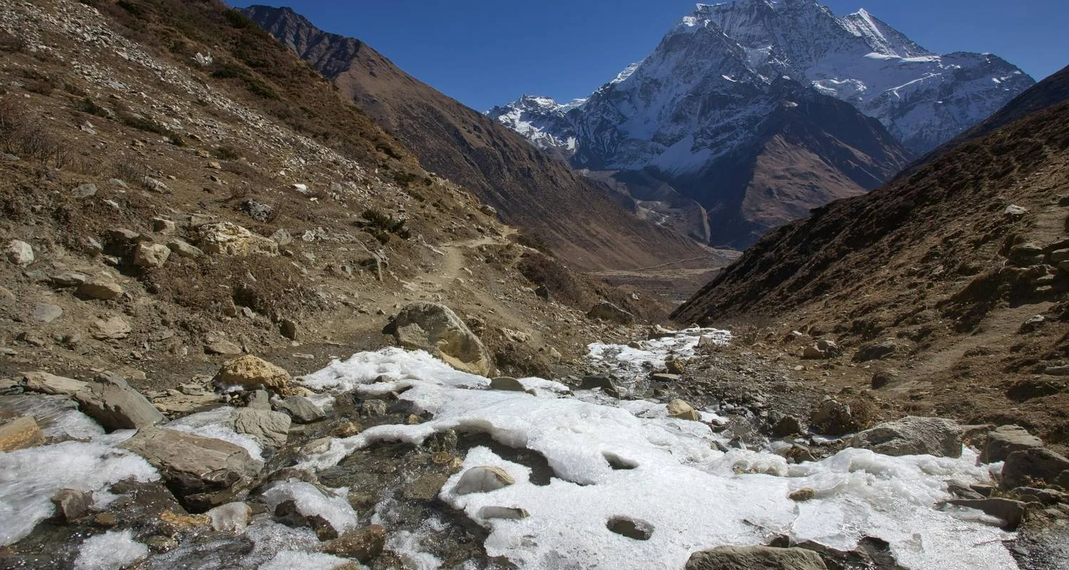 Explore Manaslu Circuit Trek for 11 days with Alpine Club of Himalaya and discover unforgettable experiences - Photo 2