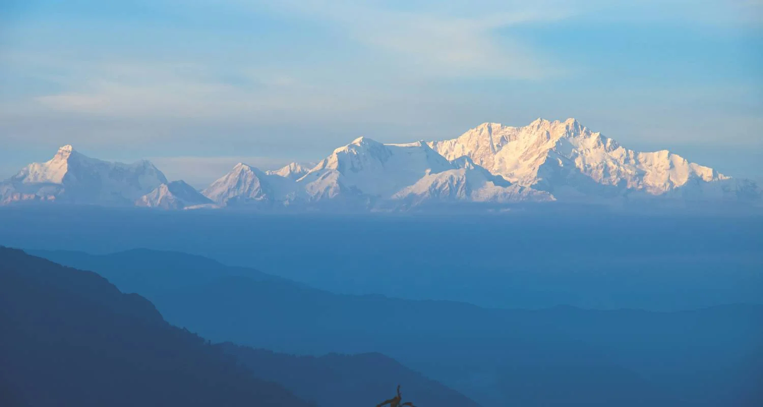 Explore Kanchenjunga Circuit Trek for 21 days with Alpine Club of Himalaya and discover unforgettable experiences - Photo 2