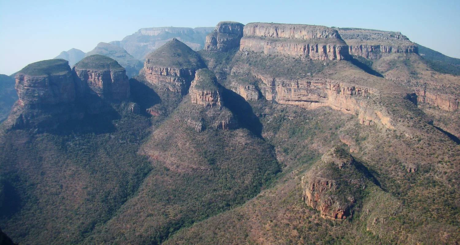 Explore Luxury Kruger Park Safari & Cape Town Coach/Bus Tour-with domestic flight for 9 days with Amatungulu Tour and discover unforgettable experiences - Photo 2