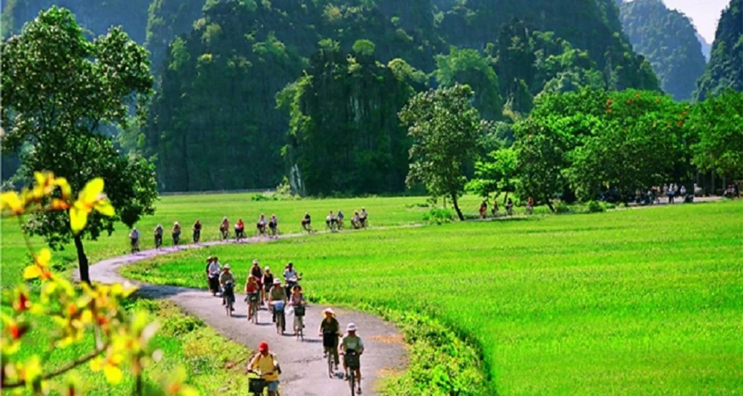 Explore Best of North Vietnam Tour 9 Days 8 Nights (Hanoi, Sapa, Halong Bay and Ninh Binh) for 9 days with Asia Focus Travel and discover unforgettable experiences - Photo 2