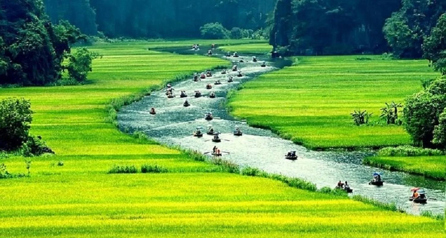 Explore Authentic Vietnam tour 5D4N (Hanoi- Ninh Binh- Ha Long) for 5 days with Asia Pacific Travel and discover unforgettable experiences - Photo 2