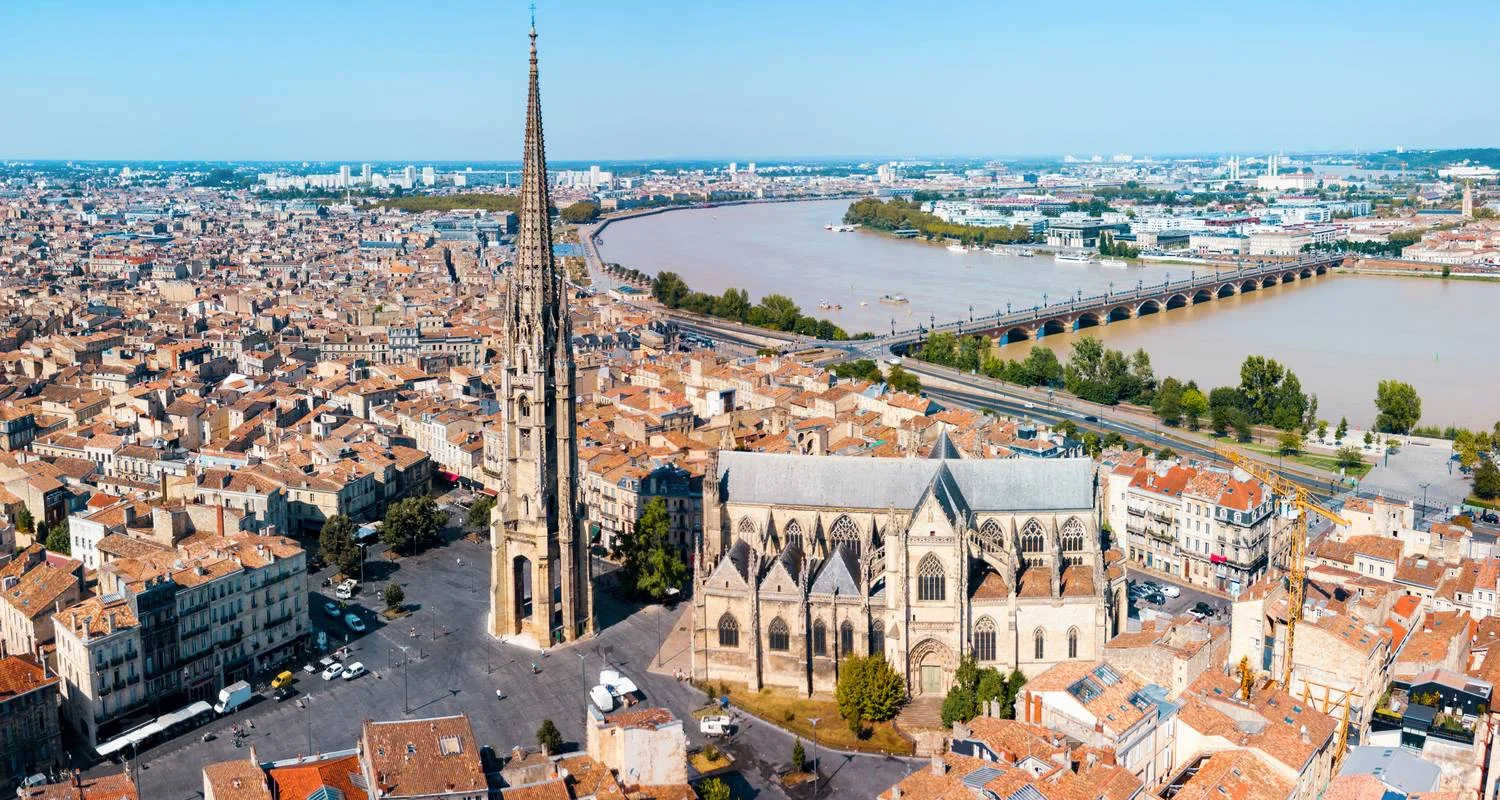 Explore French Masterpiece: Paris, Normandy & Bordeaux 2026 for 15 days with Avalon Waterways and discover unforgettable experiences - Photo 2