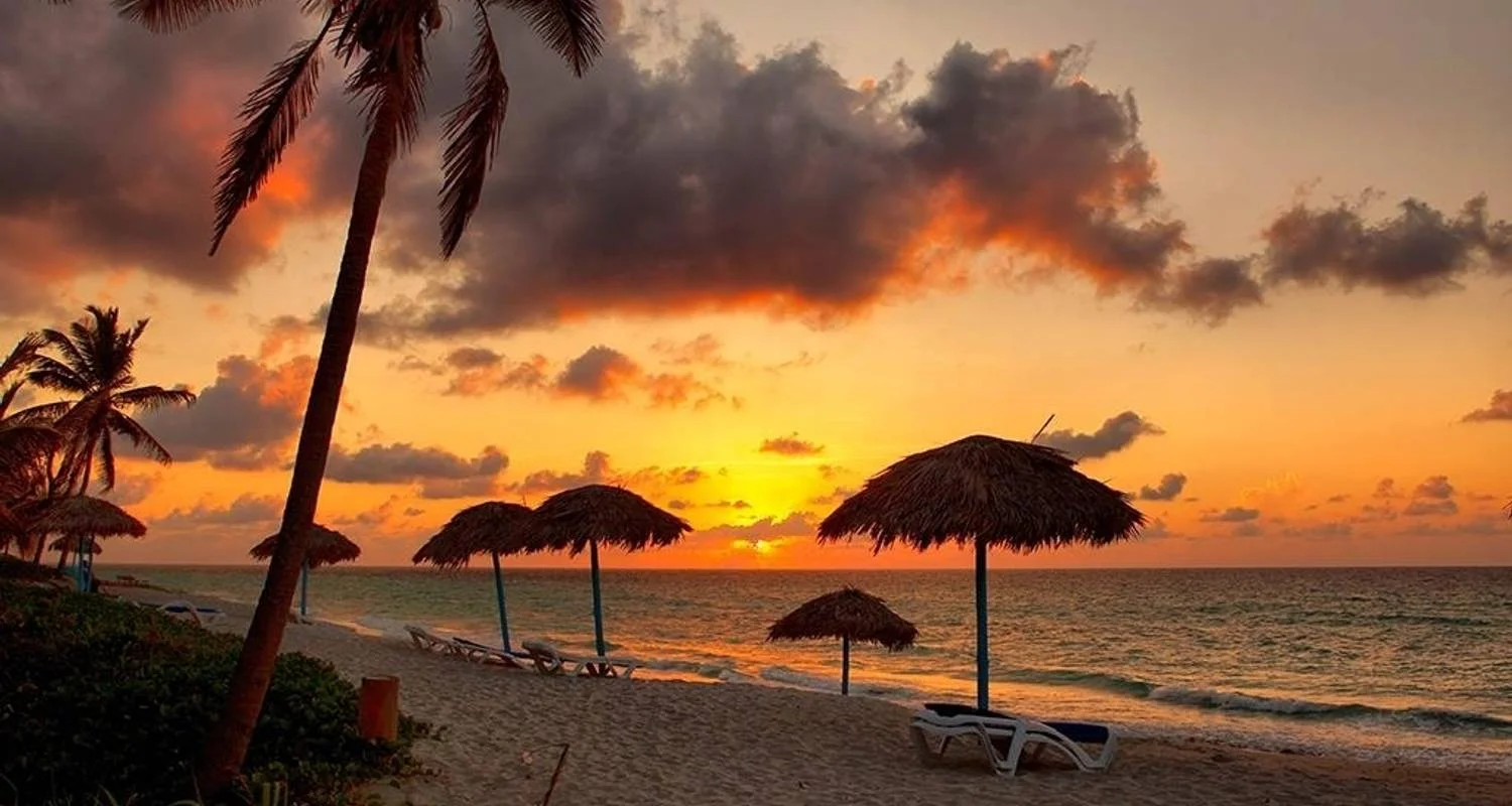 Explore Panama City to Mexico Maya Express Pass for 40 days with Bamba Travel and discover unforgettable experiences - Photo 2