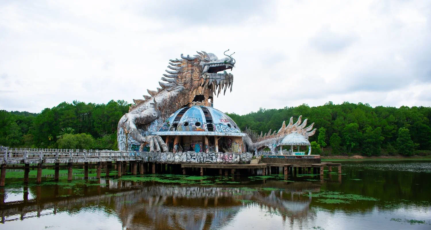 Explore Vietnam trip in a small group (flights included) for 21 days with Bavaria Fernreisen and discover unforgettable experiences - Photo 2