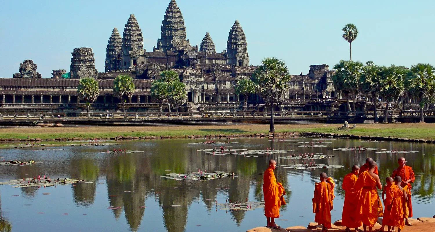Explore Exploration Journey in Siem Reap and Phnom Penh 4 Days/3Nights for 4 days with Bee Gng International Joint Stock Company and discover unforgettable experiences - Photo 2
