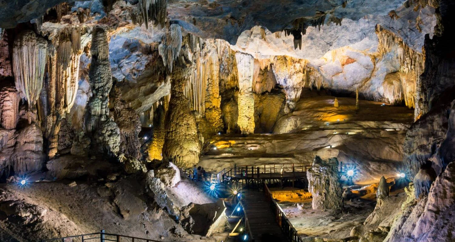 Explore Discover Vietnam in 10 Days for 10 days with Best Vietnam Tours and discover unforgettable experiences - Photo 2