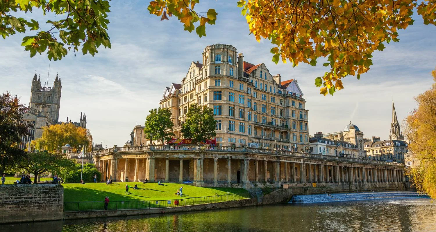 Explore Britain and Ireland Panorama for 19 days with Brendan Vacations and discover unforgettable experiences - Photo 2