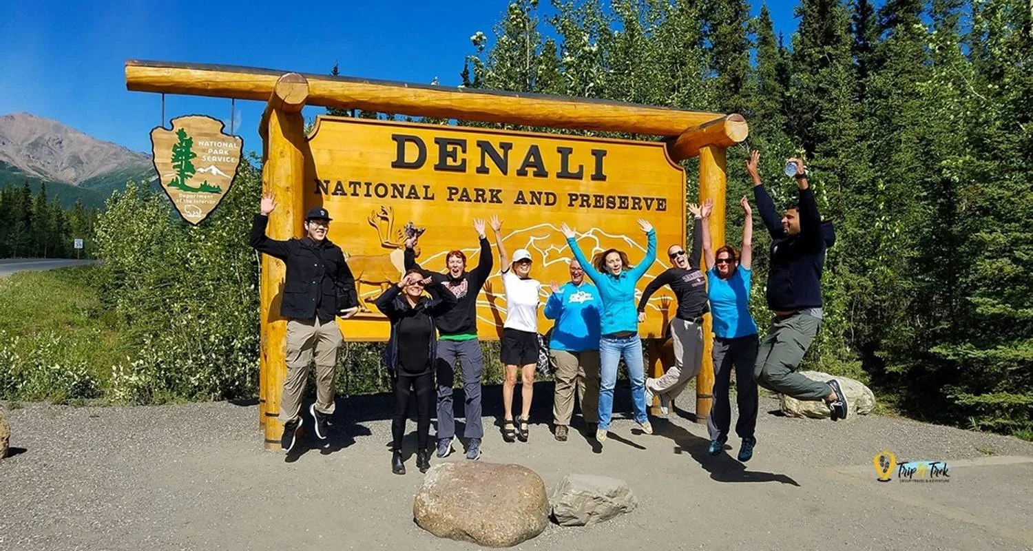 Explore USA – Alaska Fall Colors with Northern Lights for 5 days with Bucket List Group Travel LLC and discover unforgettable experiences - Photo 2