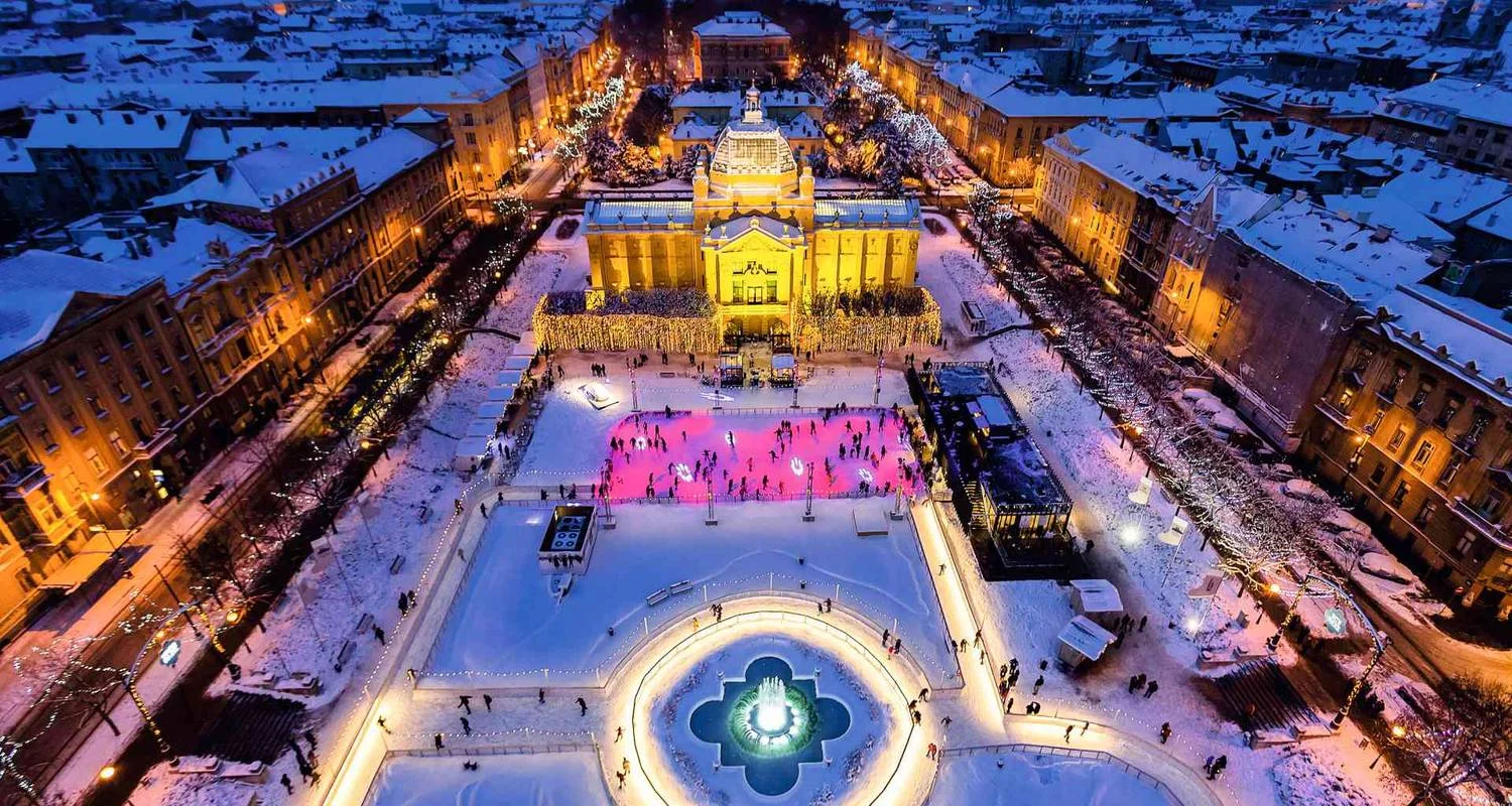 Explore Austria, Slovenia & Croatia Christmas Markets 2026 for 10 days with Bunnik Tours and discover unforgettable experiences - Photo 2