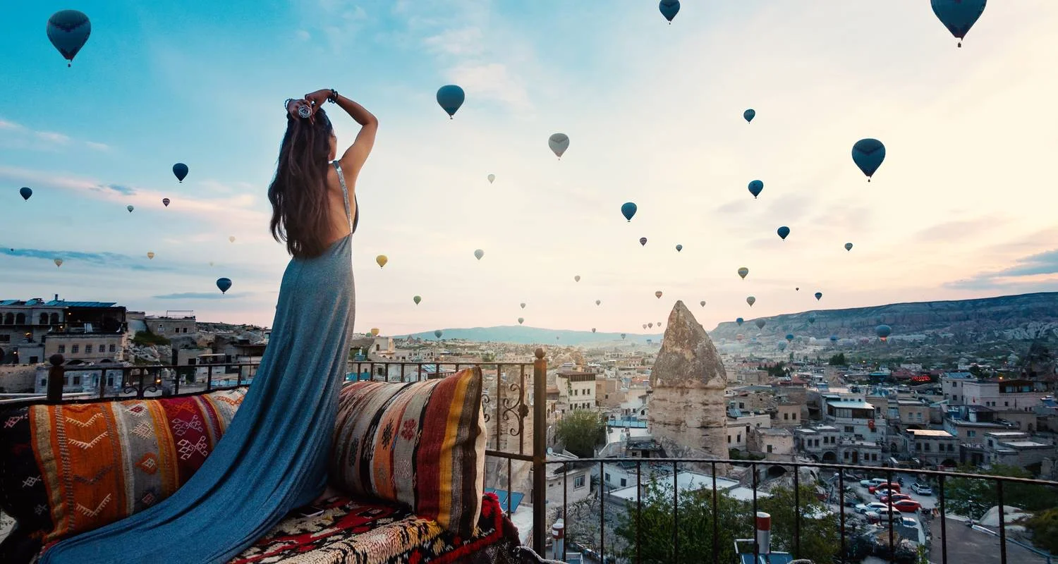 Explore Istanbul and Cappadocia with Hot Air Balloon Ride for 4 days with City of Sultans and discover unforgettable experiences - Photo 2