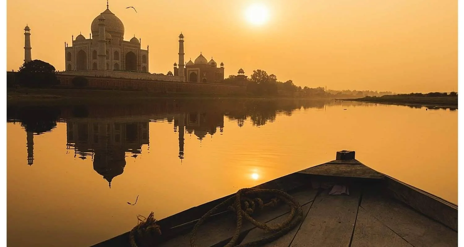 Explore Same Day Agra Taj Mahal All Inclusive Tour by Gatimaan Express Train from Delhi for 1 days with Companion Journey Private Limited and discover unforgettable experiences - Photo 2